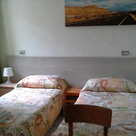 Il Giramondo 招待所 福利尼奥